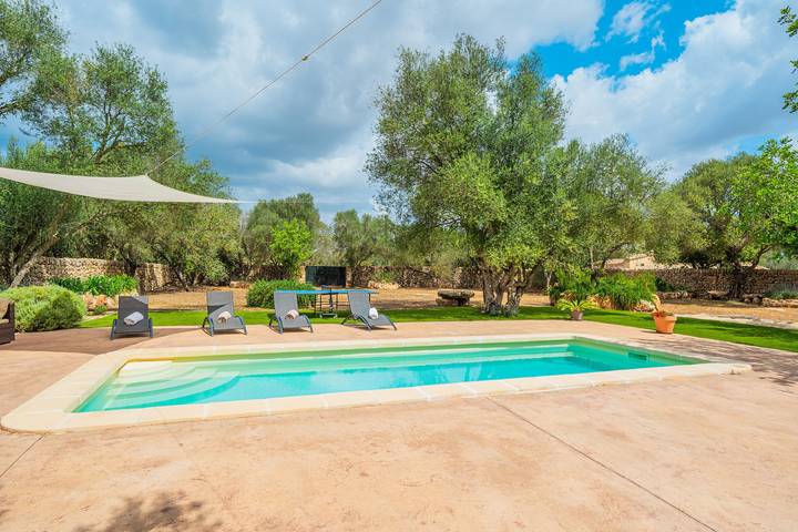Finca mit Pool für 7 Personen, mit Balkon und Garten