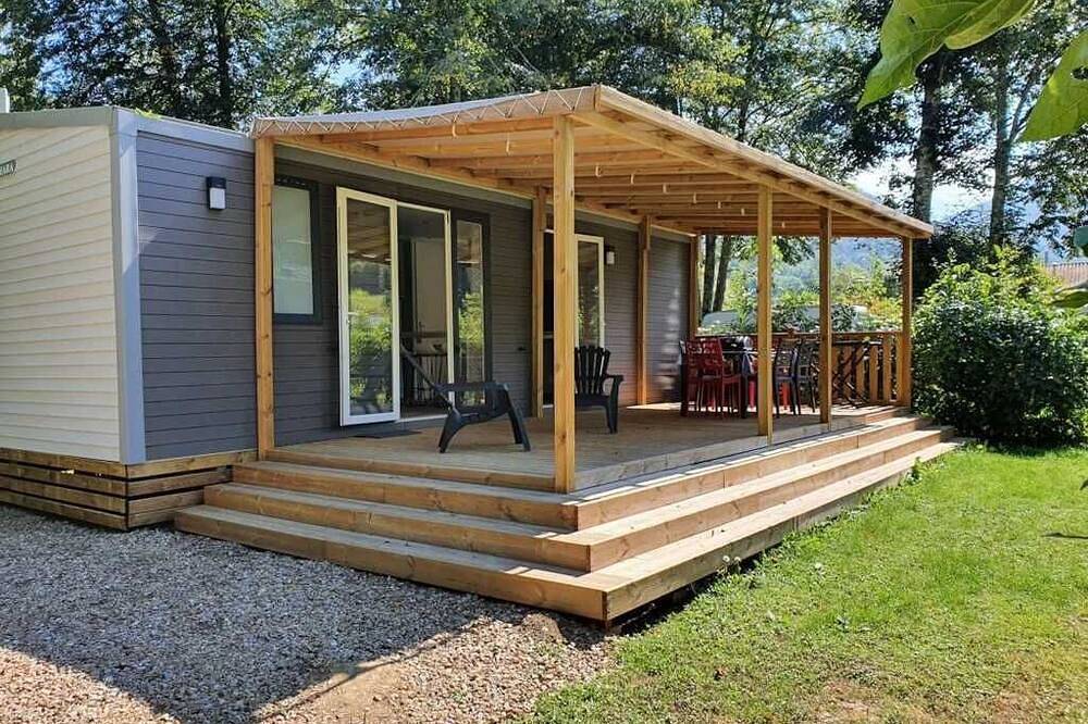 Camping 3 étoiles - Piscine  - ccaihgc in Seix, Parc naturel régional des Pyrénées ariégeoises