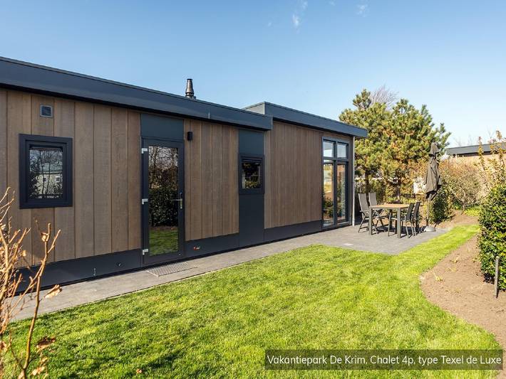 Chalet für 4 Personen, mit Sauna und Terrasse sowie Pool, mit Haustier in De Cocksdorp