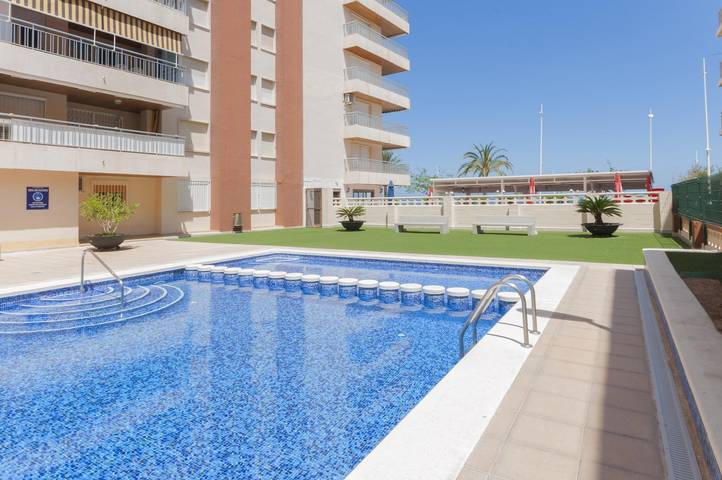 Ferienwohnung für 8 Personen, mit Terrasse und Pool in Gandia - 2