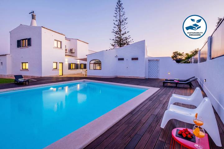 Villa für 26 Personen, mit Garten und Balkon - 1