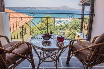 Ferienwohnung für 3 Personen, mit Terrasse und Pool in Chania und Umgebung