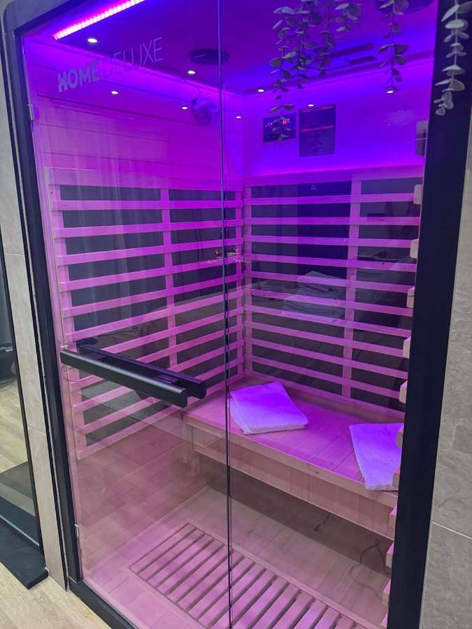 Chambre d’hôte pour 2 personnes, avec Jacuzzi ainsi que Terrasse et Sauna à Couvin - 4