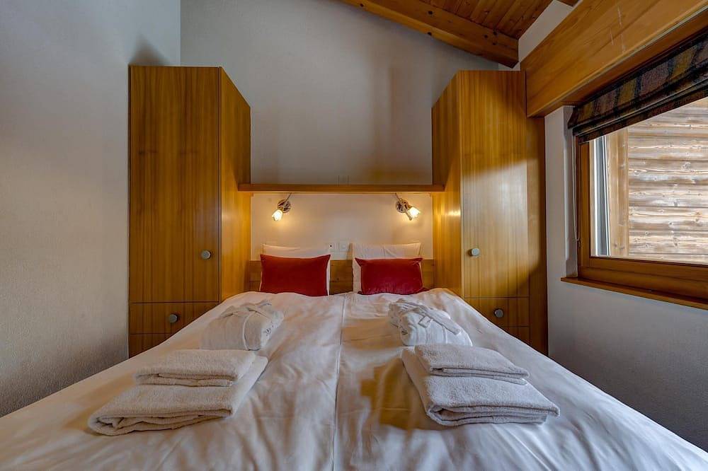 Chalet Coeur - Jacuzzi - Sauna - Views - La Tzoumaz, 4 Vallees in La Tzoumaz, Riddes