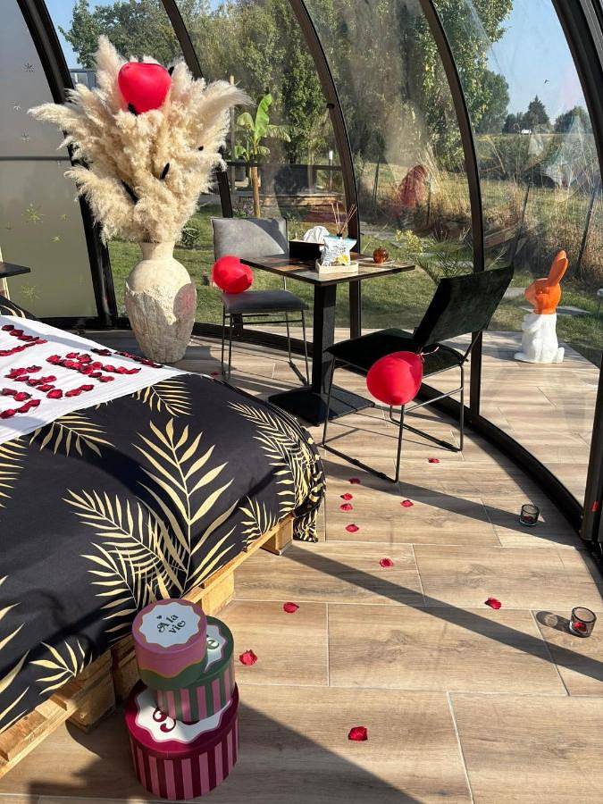 Tente pour 2 personnes, avec Terrasse ainsi que Jardin et Vue dans Département Nord - 4