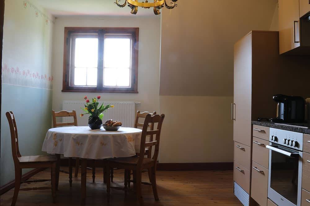 Ganze Wohnung, Ferienwohnung Villa Riedwies in Murnau am Staffelsee, Das Blaue Land