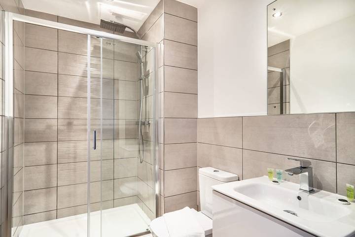 Ganze Wohnung, Stay Zeni, Alexandra Rise Manchester Roomy 1 Bed in Greater Manchester