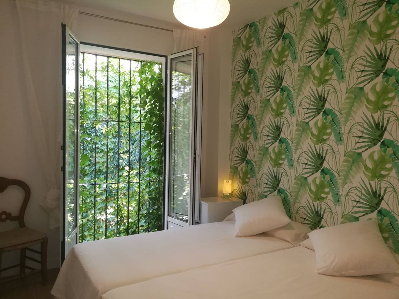 Apartamento entero, Apartamento Luminoso Santa Cruz, Se Admiten Mascotas, Aire Acondicionado in Casco Antiguo, Sevilla