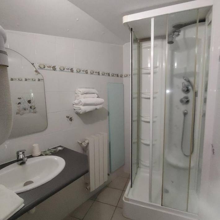 Hôtel pour 4 personnes, avec terrasse à La Souterraine - 4