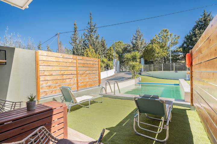 Ganze Wohnung, Ferienwohnung 'Mb Luxury Suites Charaki No 2' mit privatem Pool, Wi-Fi und Klimaanlage in Charaki, Rhodos