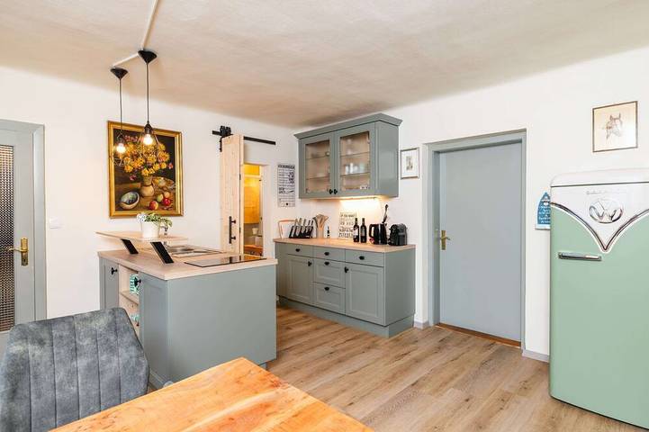 Ferienhaus für 4 Personen, mit Terrasse und Whirlpool, mit Haustier