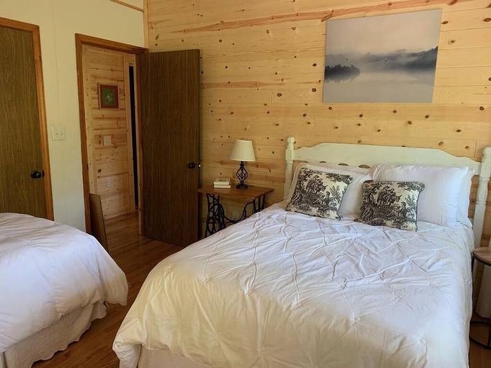 Gîte pour 7 personnes, avec jardin et jacuzzi, animaux acceptés dans Almond (Caroline du Nord) - 2