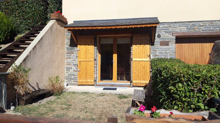 Appartement de vacances pour 4 personnes, avec jardin et terrasse, animaux acceptés