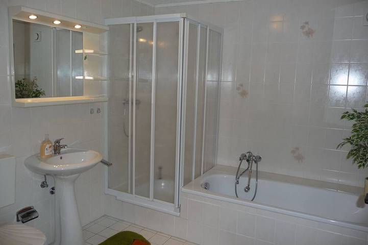 Ferienwohnung für 3 Personen, mit Terrasse und Garten in Allstedt - 4