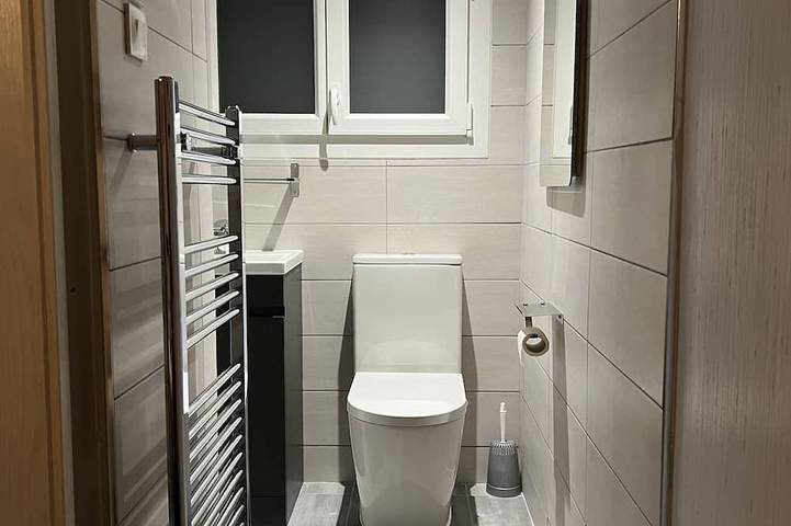 Appartement entier, Appartement au 1er étage d'une villa avec grande piscine privée in Laroque-des-Albères, Côte méditerranéenne (France)