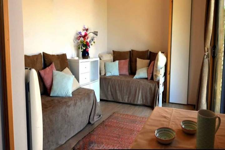 Gîte pour 2 personnes, avec terrasse et jardin à Saint-Léon-sur-Vézère - 4