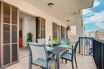 Apartment in Ses Salines, South Majorca für 6 
