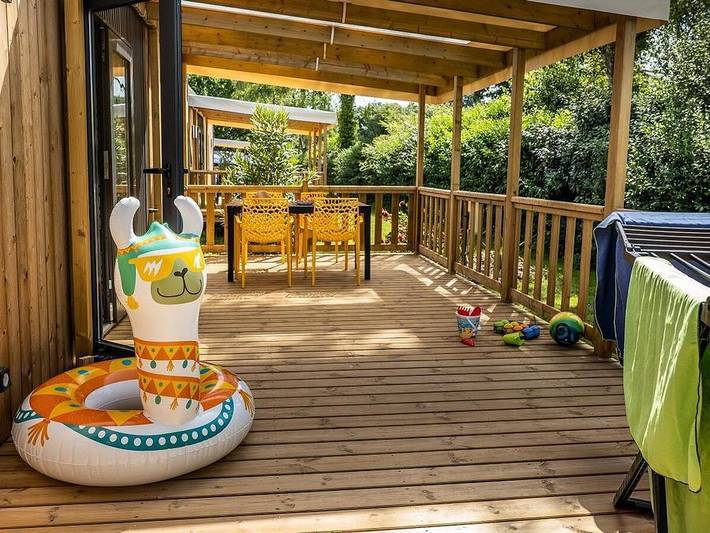 Camping Le Domaine de Mesqueau - Mobilhome 4 personnes - Cottage Confort – 2 chambres / 2 salles de bains, 4 personnes in Plougasnou, Ceinture Dorée
