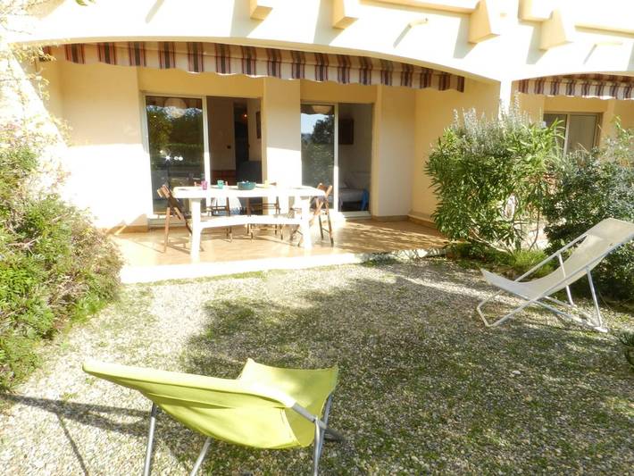 Gîte pour 4 personnes, avec terrasse dans Port de Bormes les Mimosas