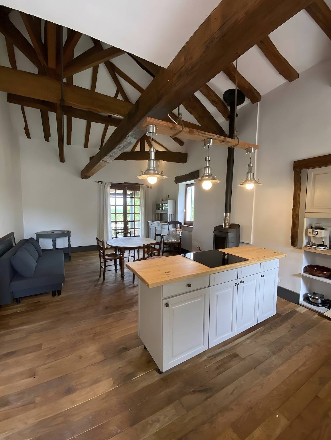 Maison de vacances 'La P'tite Maiz' avec piscine partagée, terrasse privée et Wi-Fi in Bourg-de-Visa, Quercy