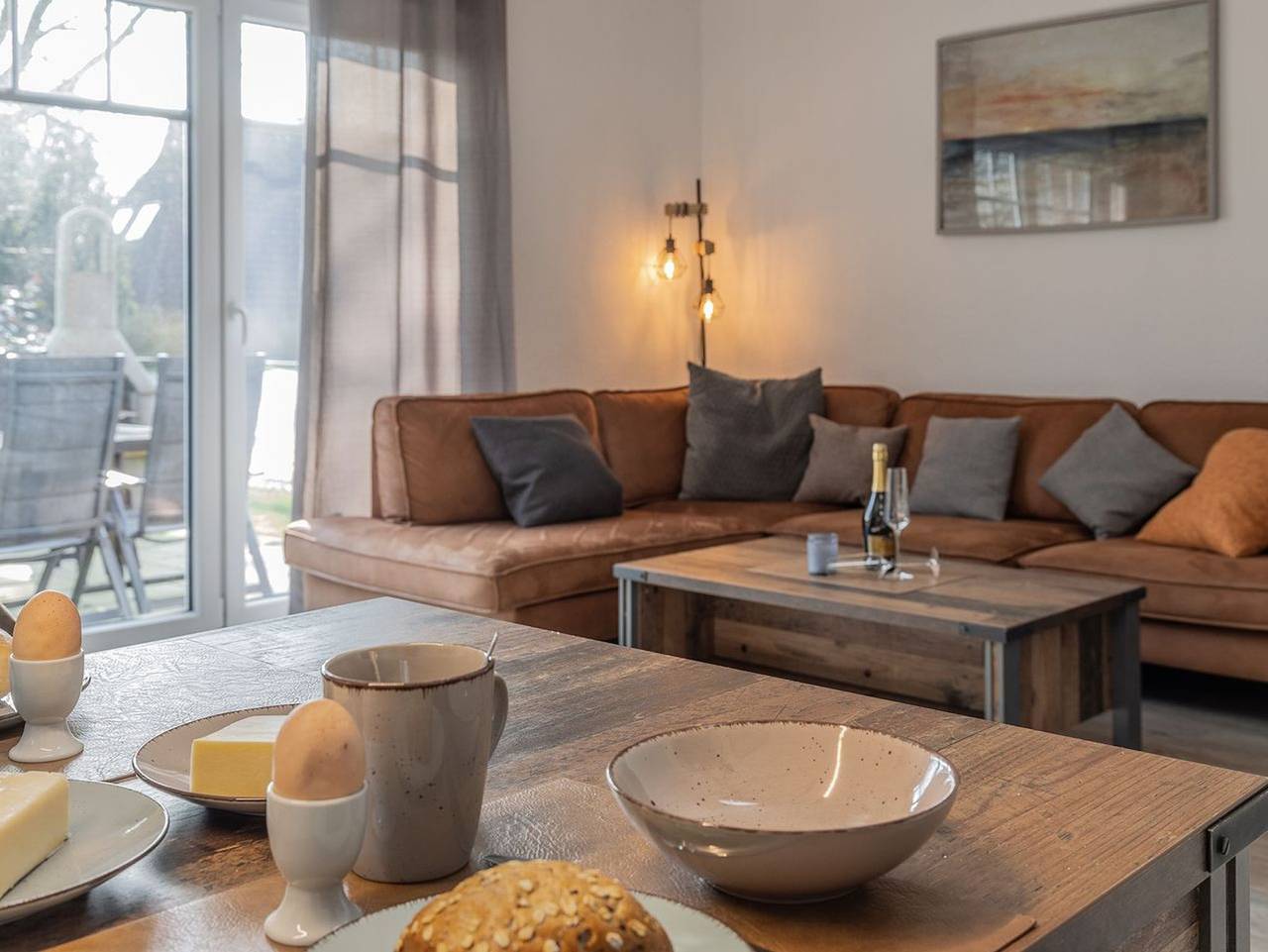 50062 "Leev mare" - Raffiniertes Refugium in Altfunnixsiel: Stilvoll-modern eingerichtet, top gepflegt und ideal für Familien. Mit komplett eingezäuntem Garten, viel Ruhe und großzügigem Wohnbereich ein perfekter Rückzugsort für Ihren Urlaub. in Altfunnixsiel, Wittmund