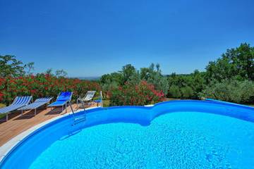 Villa for 6 Guests in Montepulciano, Chianti, Picture 2