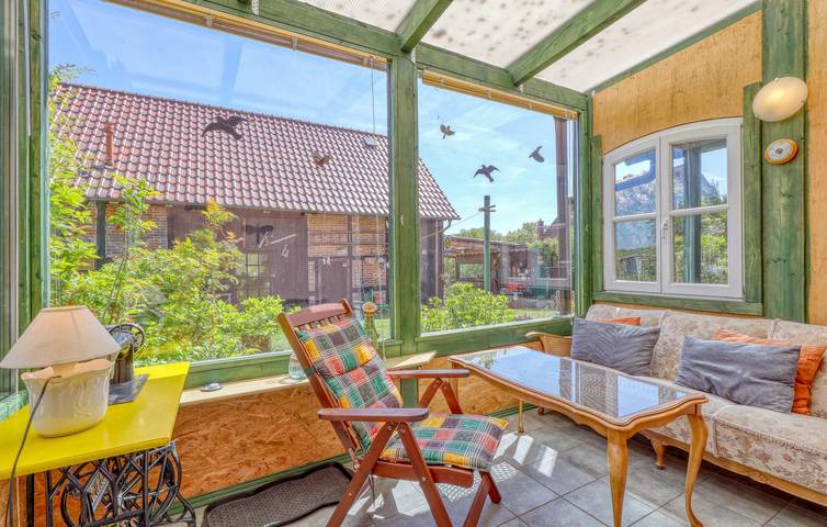 Ganze Ferienwohnung, Gemütliche Wohnung am See in Jabel - 100m zum Stadtzentrum in Jabel, Mecklenburgische Seenplatte