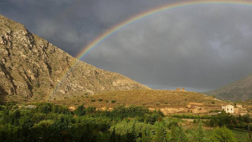 Casa rural para 11 personas, con jardín además de vistas y piscina, Se admiten mascotas en Comunidad de Calatayud - 4