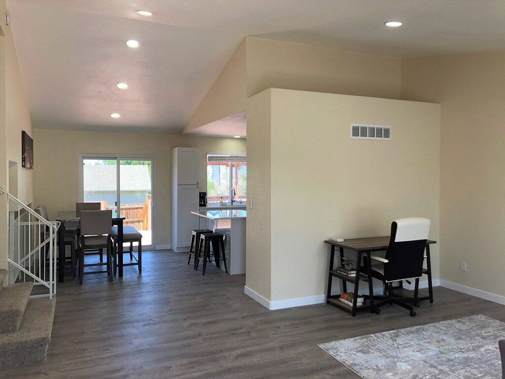 Gameroom and Theater in a breathtaking home in Centennial, Arapahoe County