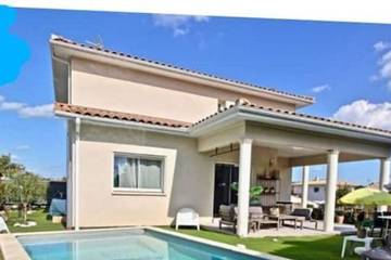 Location de vacances pour 8 personnes à Montarnaud