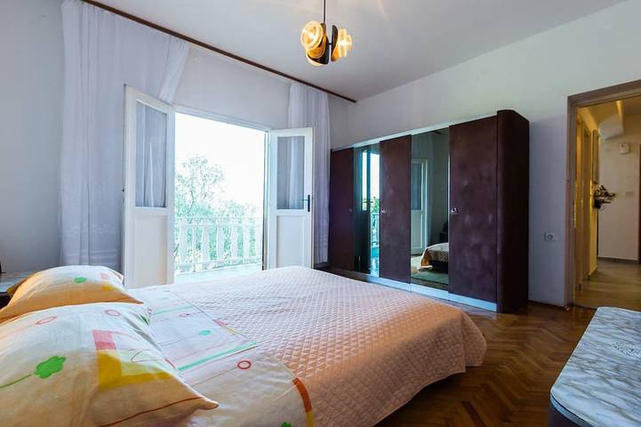 Villa pour 6 personnes, avec jardin et balcon, animaux acceptés à Kali - 4