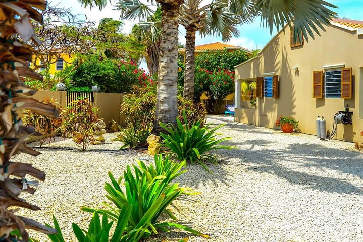 Appartement entier, Appartement de vacances pour 2 personnes avec jardin in Bonaire (Pays-Bas caribéens)