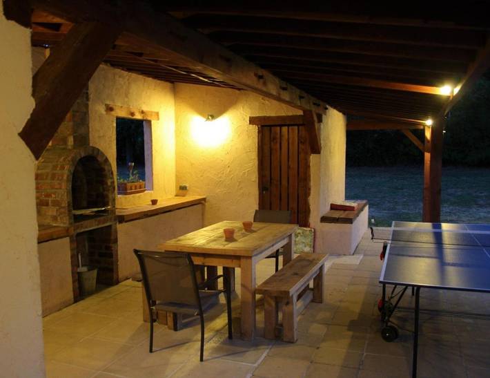 Location de vacances pour 6 personnes, avec terrasse et piscine à Asnières-sur-Vègre - 4