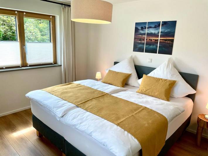 Ferienwohnung für 4 Personen, mit Terrasse und Garten sowie Ausblick in Inning am Ammersee