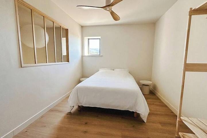 Location de vacances pour 10 personnes, avec Balcon ainsi que Jardin et Piscine à Sanilhac - 3