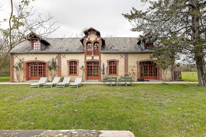 Holiday rental for 8 people, with garden in Indre-et-Loire