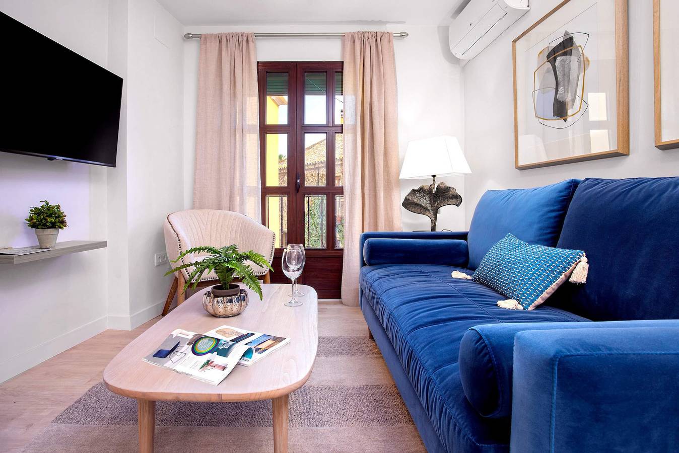 Entire apartment, Cozy 2bd apartment in Seville. Conde de Ibarra Iv in Casco Antiguo, Sevilla