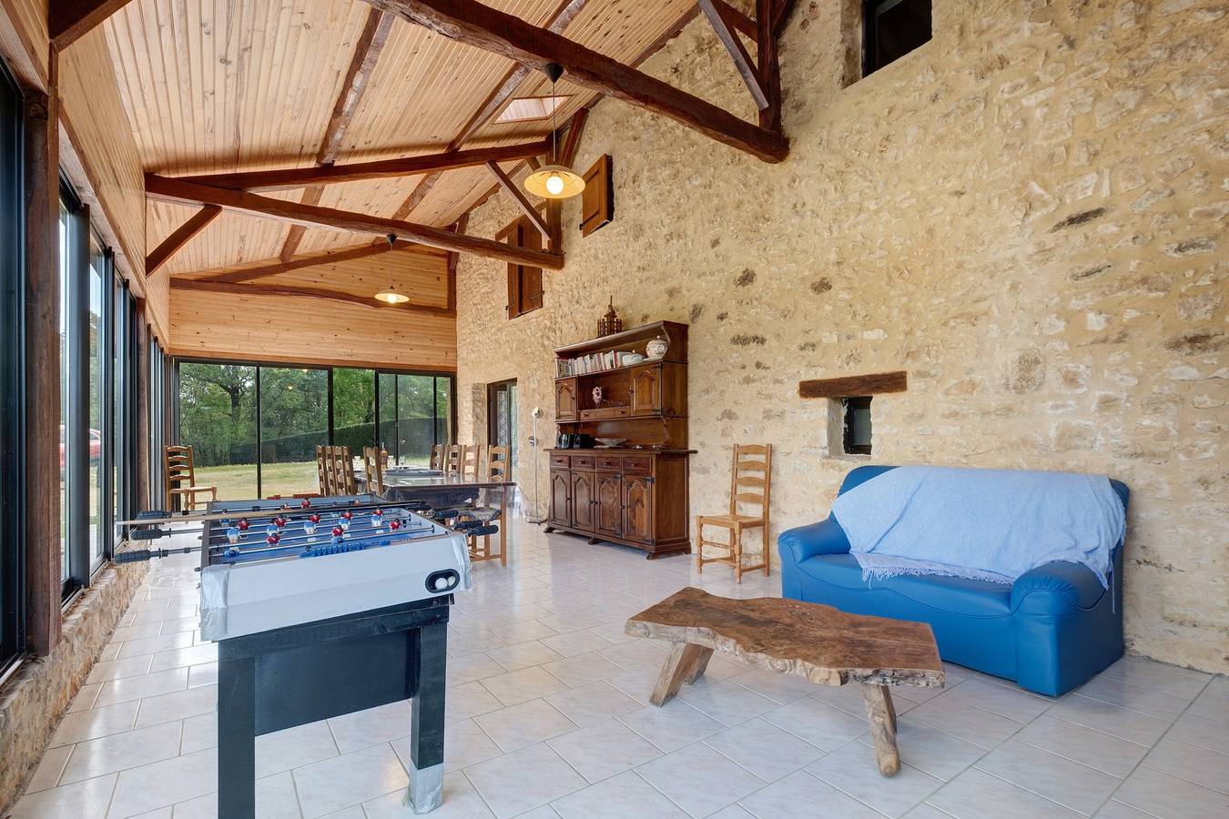Gîte Prairie : maison de vacances avec piscine privée et jardin privatif in Cladech, Périgord Noir