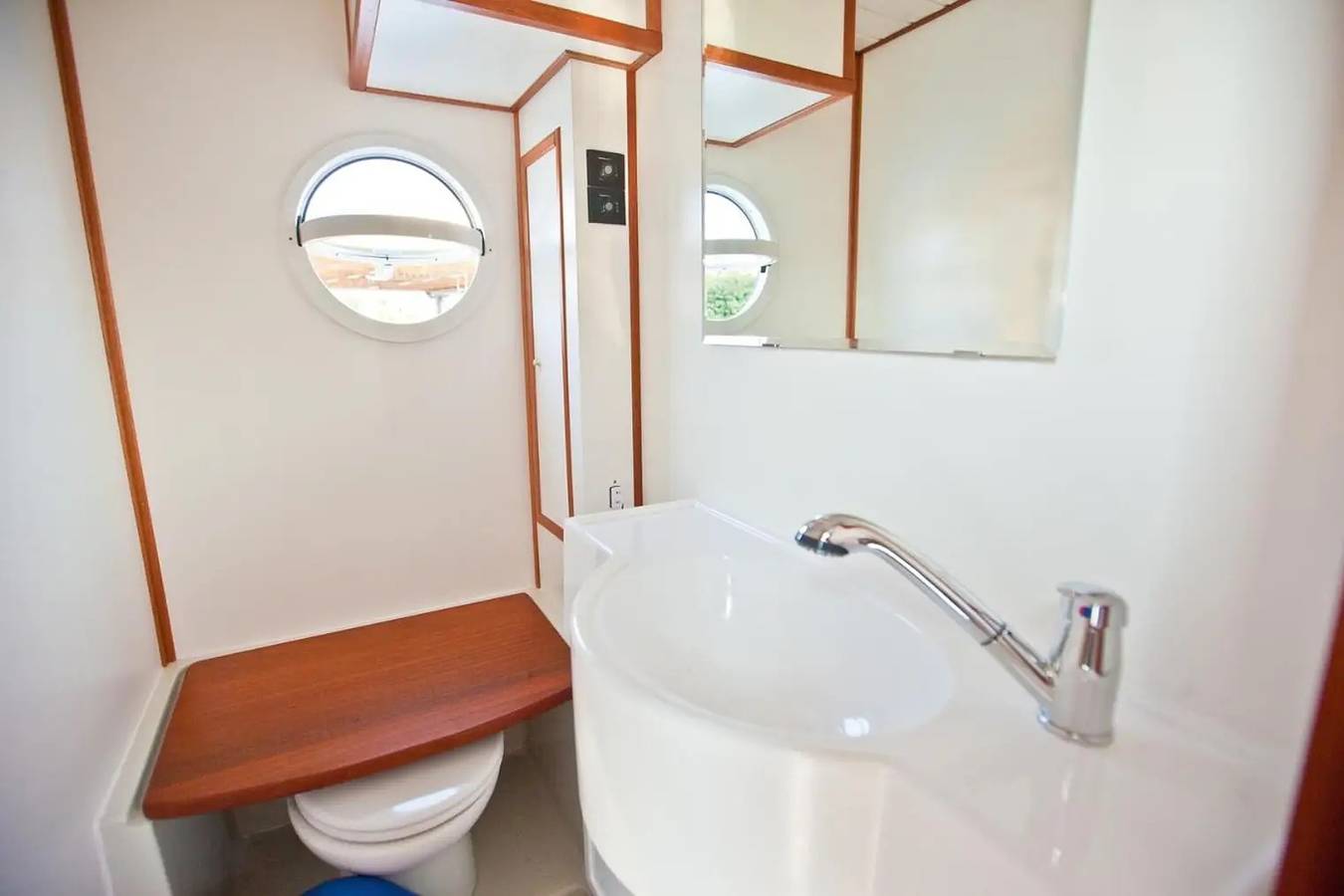 Ganze Ferienwohnung, Boots und Yachts in Rechlin Marina - Febomobil 720 Open in Rechlin, Müritz
