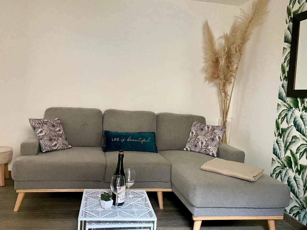 Beach House & Patio by Melrose in Arromanches-les-Bains, Région de Bayeux