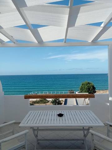 Maison d’hôte pour 3 personnes, avec balcon et jardin dans Milos