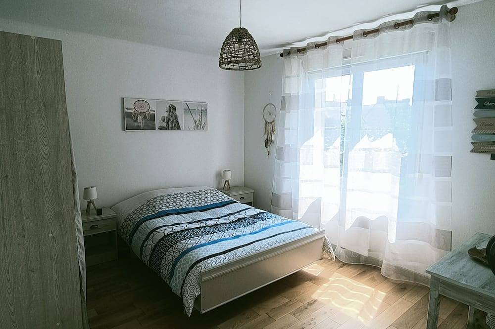 Maison Avec Jardin Proche Centre Ville, 15 min de la Plage, 25 min de Brest in Lesneven, Región de Brest