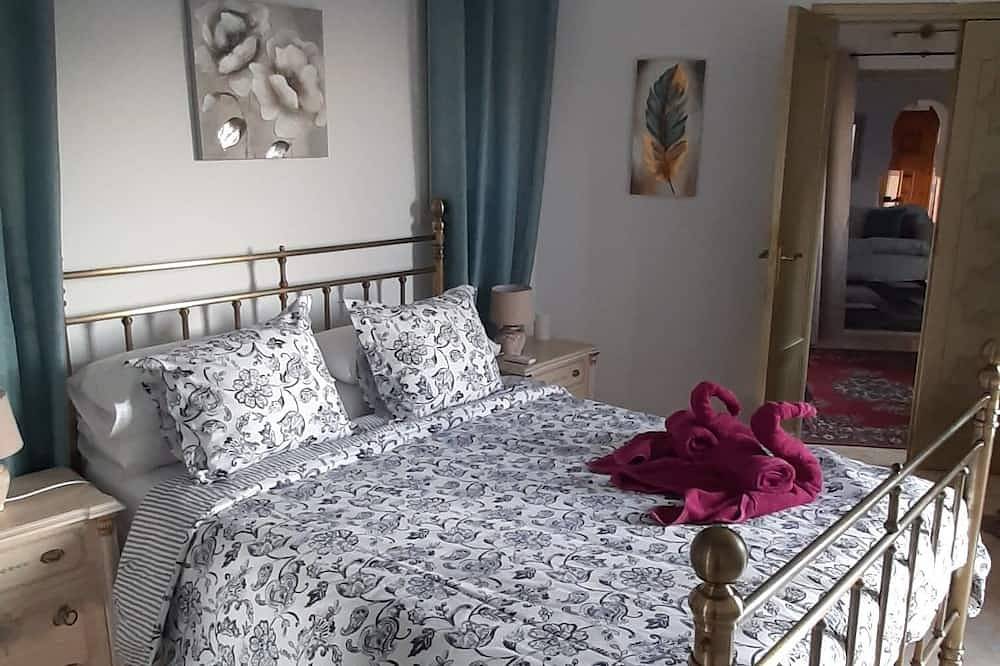 Luxury 3 Bd mountainside villa, spectacular sunsets. in Turre, Costa de Almería