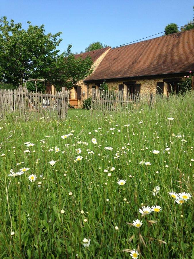 Location de vacances pour 2 personnes, avec vue ainsi que jardin et terrasse, animaux acceptés à Urval