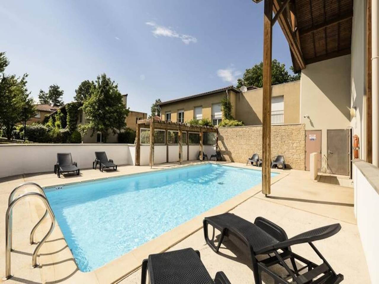 Appartement entier, Duplex à Marcy l'Étoile avec Piscine in Marcy-l'Étoile, Lyon et ses environs