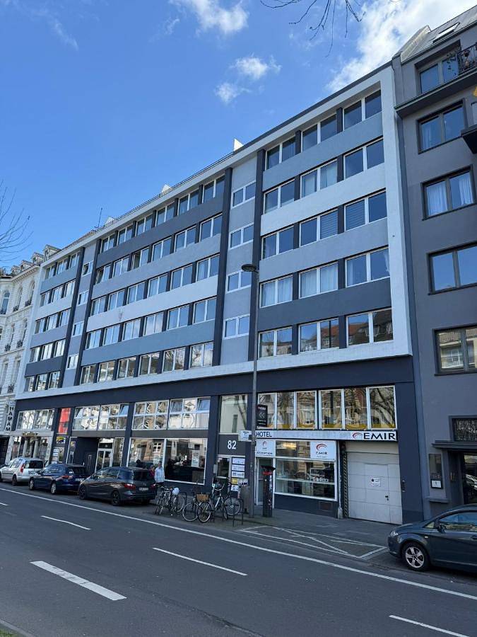 Hotel Garni Emir in Keulen, Rijnland