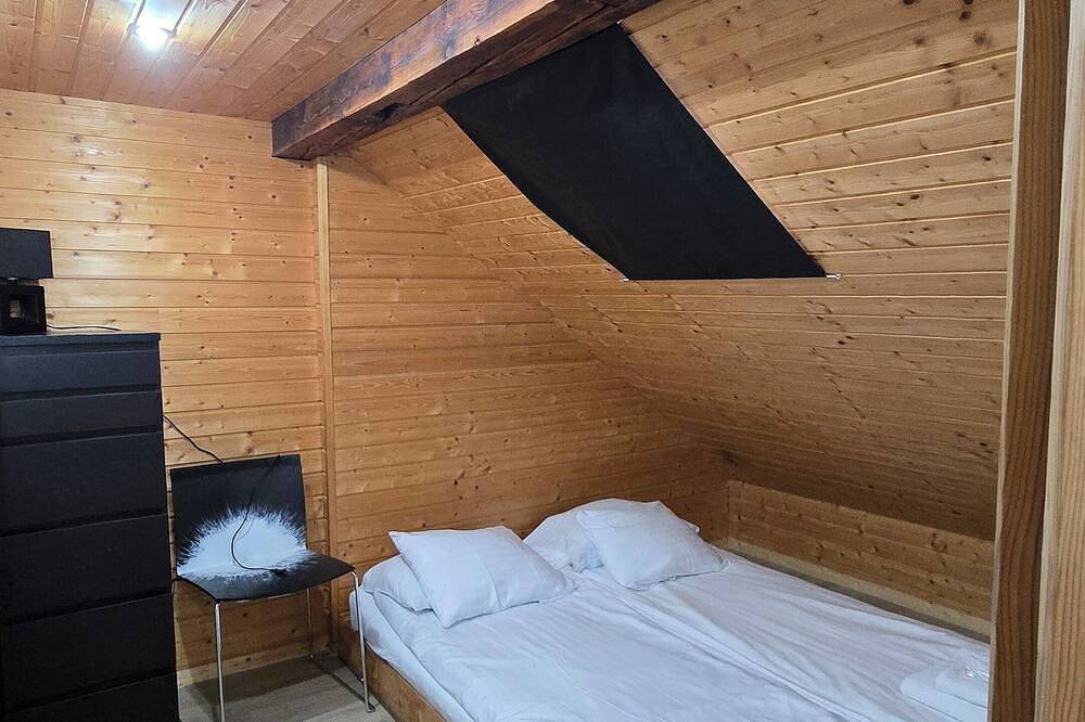Ganze Wohnung, Attic loft with rooftop terrace! in Zürich, Bezirk Zürich