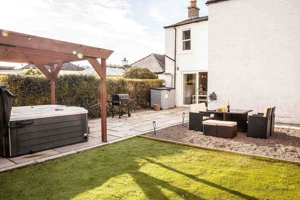 Stunning Scottish Hot Tub Getaway in Gatehouse of Fleet, Dumfries und Galloway