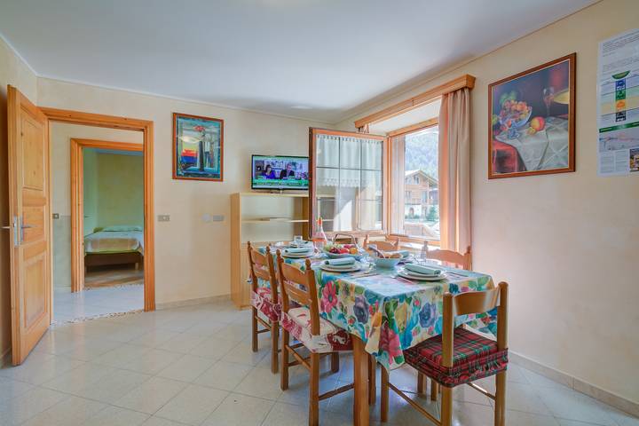 Casale per 6 persone, con balcone in Valtellina