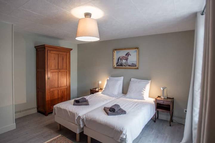 Location de vacances pour 8 personnes, avec jardin et terrasse, animaux acceptés dans Guignicourt-sur-Vence - 3